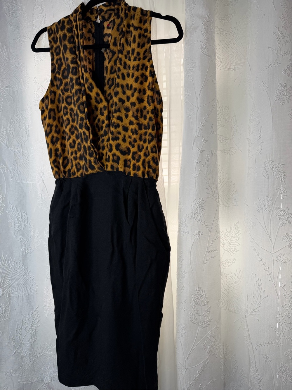 Sleeveless Leopard Print Top Black Pencil Dress